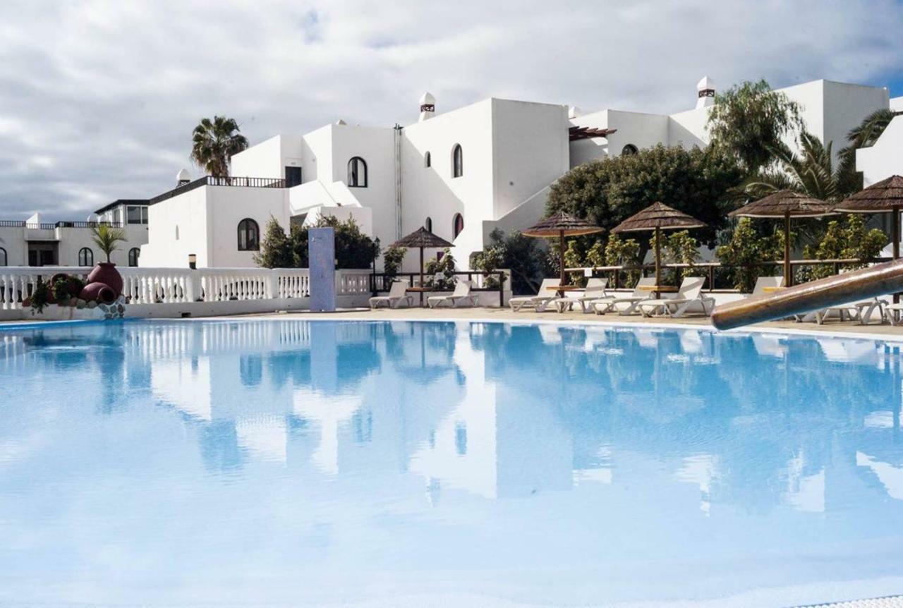 Daruma Apartments 3-Bedroom Penthouse With Sea Views Costa Teguise Exteriör bild